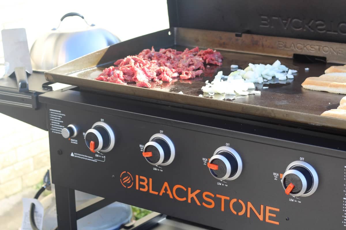 how to cook steaks on blackstone griddle